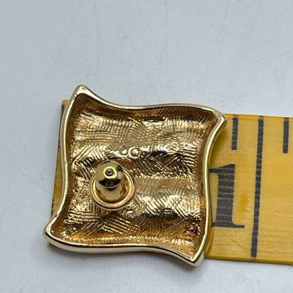 Vendome Earrings - Picture 4 of 7